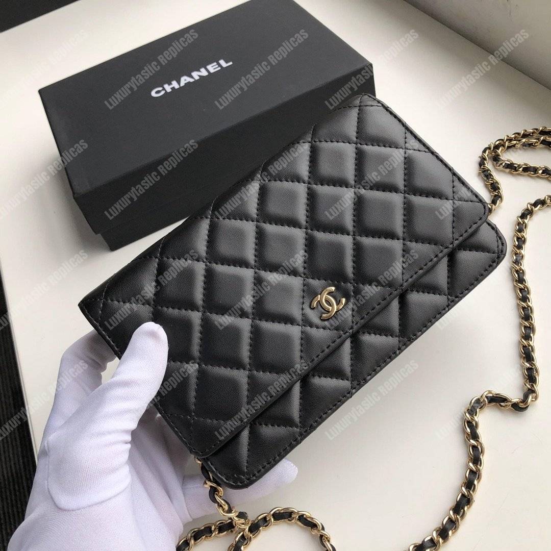 Ch*el wallet on chain – woc quilted lambskin black gold-toned
