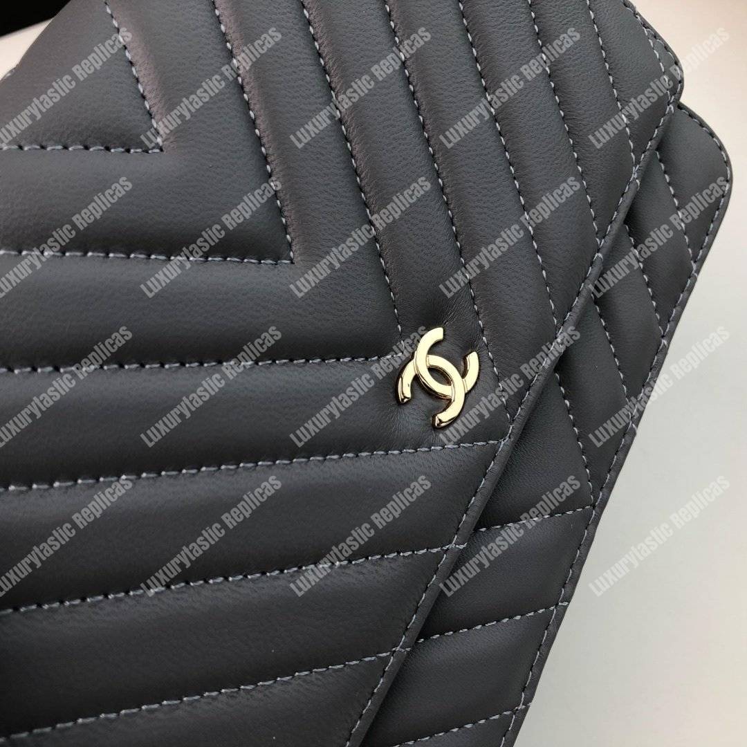 Ch*el wallet on chain – woc chevron lambskin grey gold-toned