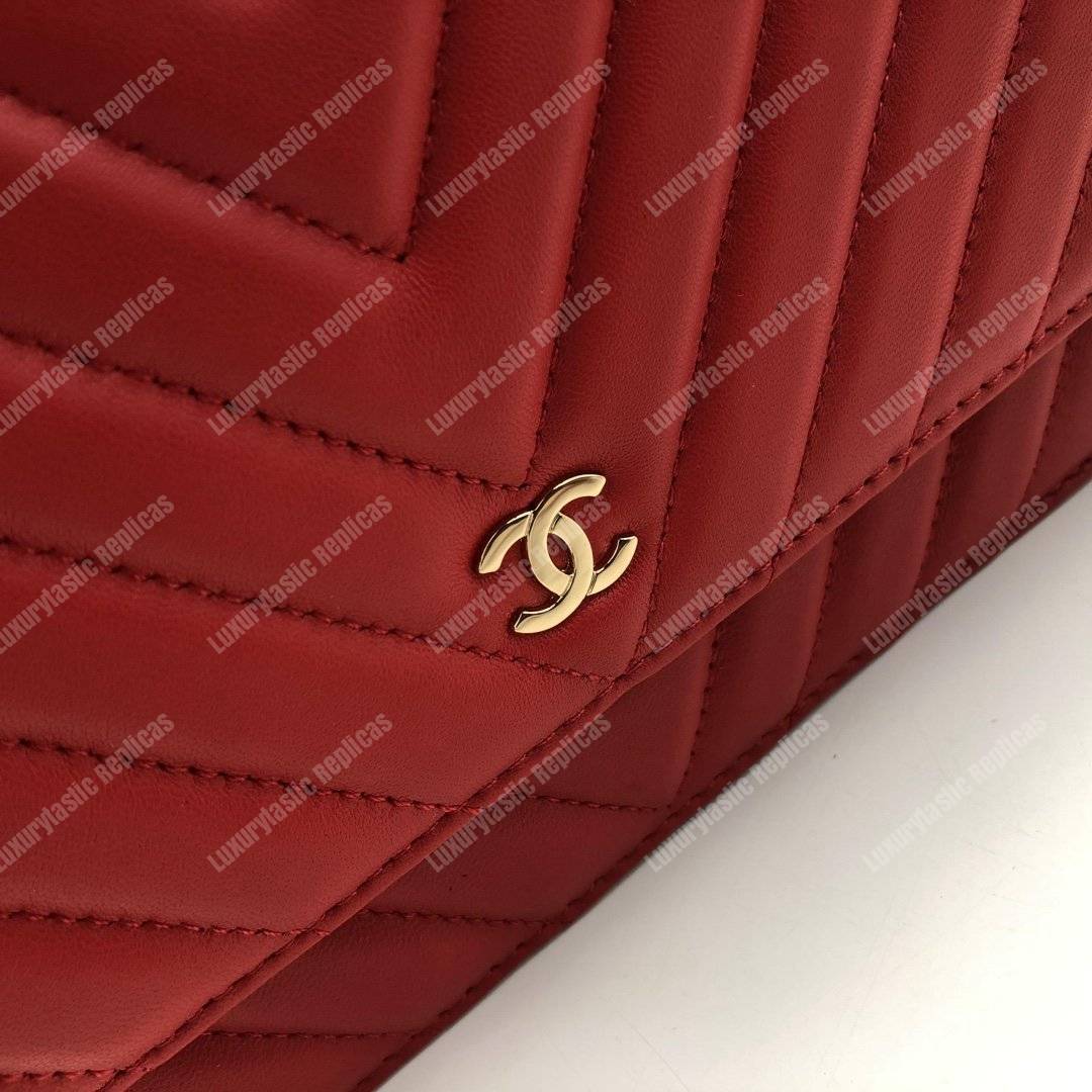 Ch*el wallet on chain – woc chevron lambskin red gold-toned
