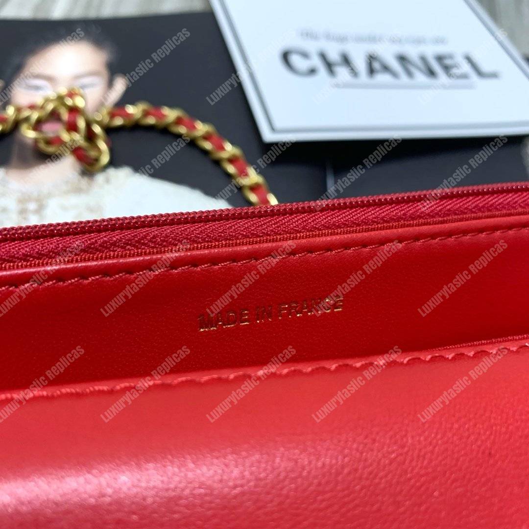 Ch*el wallet on chain – woc cc filigree red grained calfskin