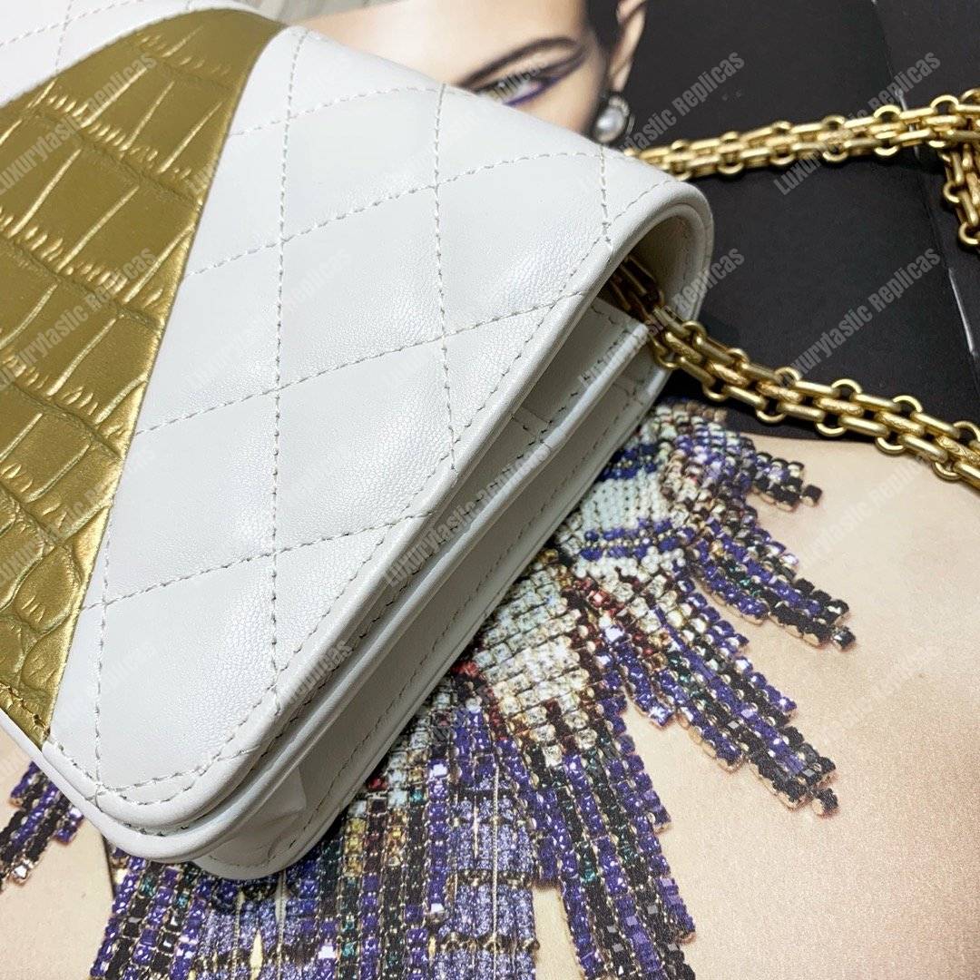 Ch*el wallet on chain – woc lambskin & crocodile-embossed leather egyptian white