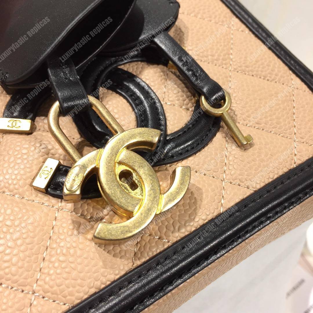 Ch*el small vanity case beige