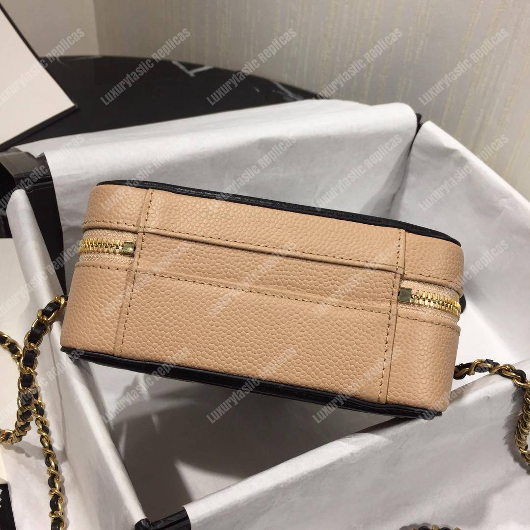 Ch*el small vanity case beige