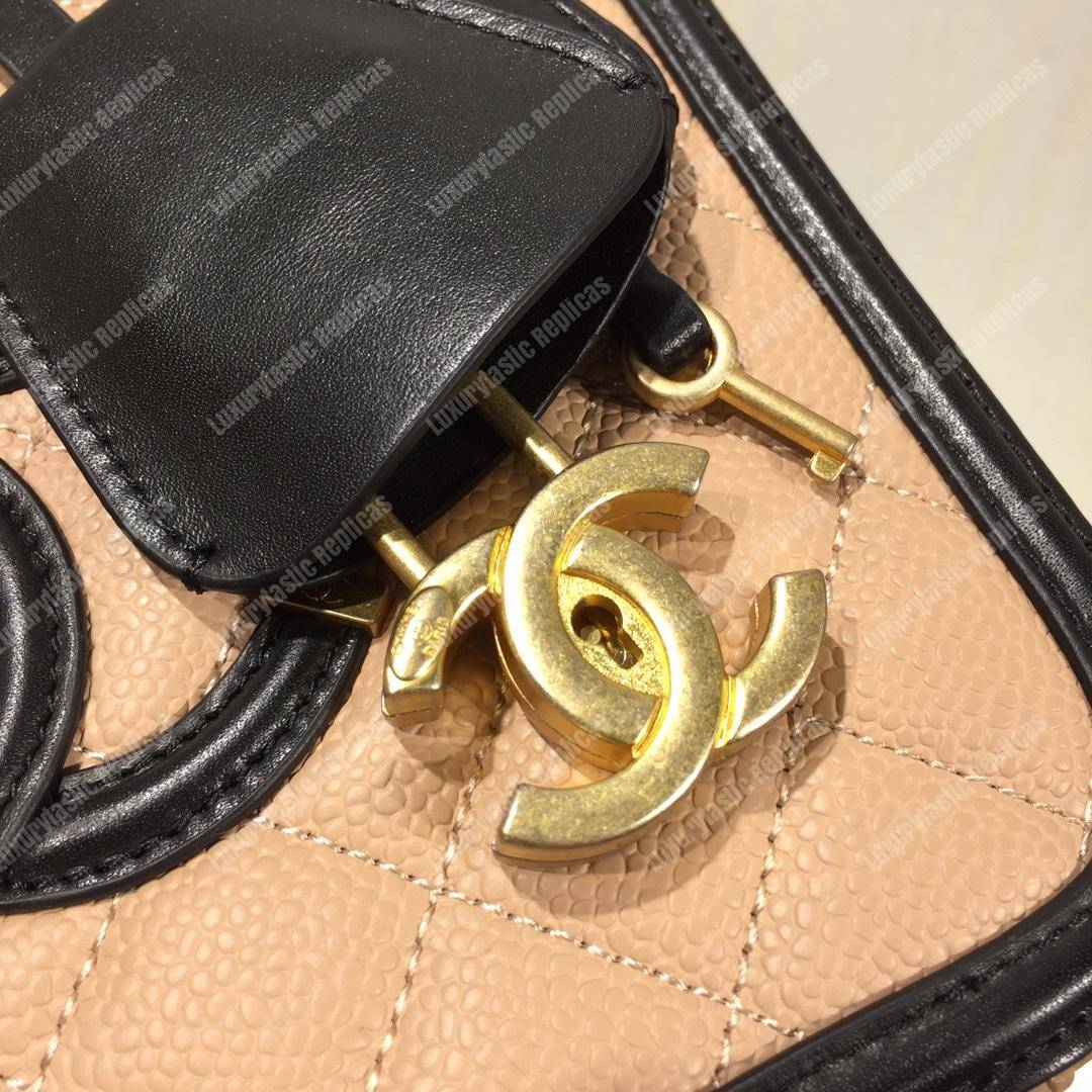 Ch*el medium vanity case beige