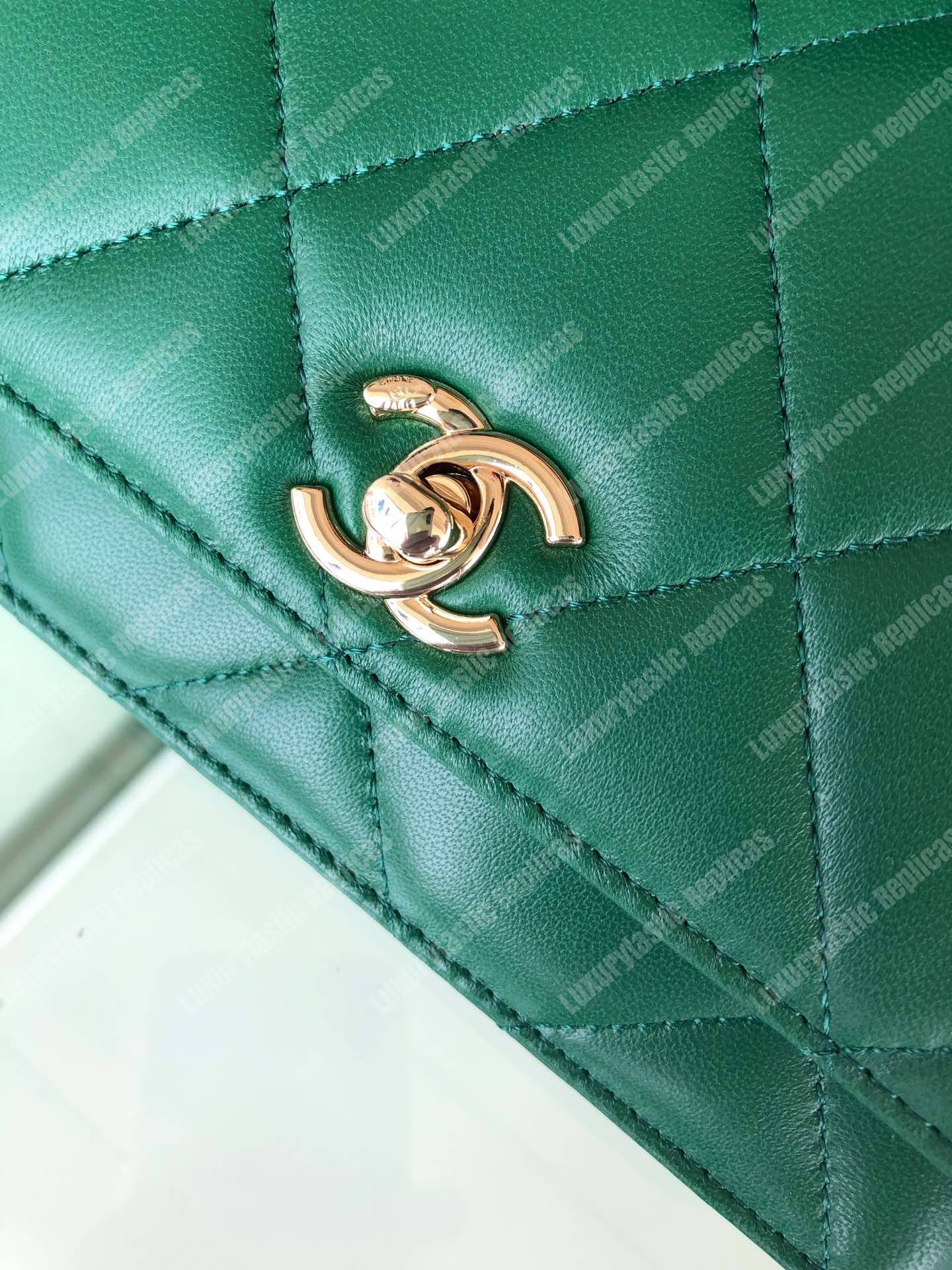 Ch*el wallet on chain – woc lambskin gold-toned metal green