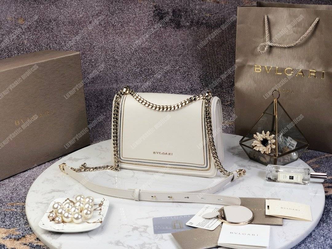 BVL Serpenti Diamond Blast Shoulder Bag White With Chain Motif