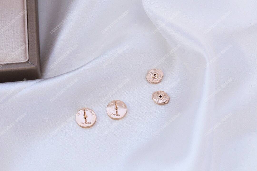 B*l*ai B*l*ai earring rose gold
