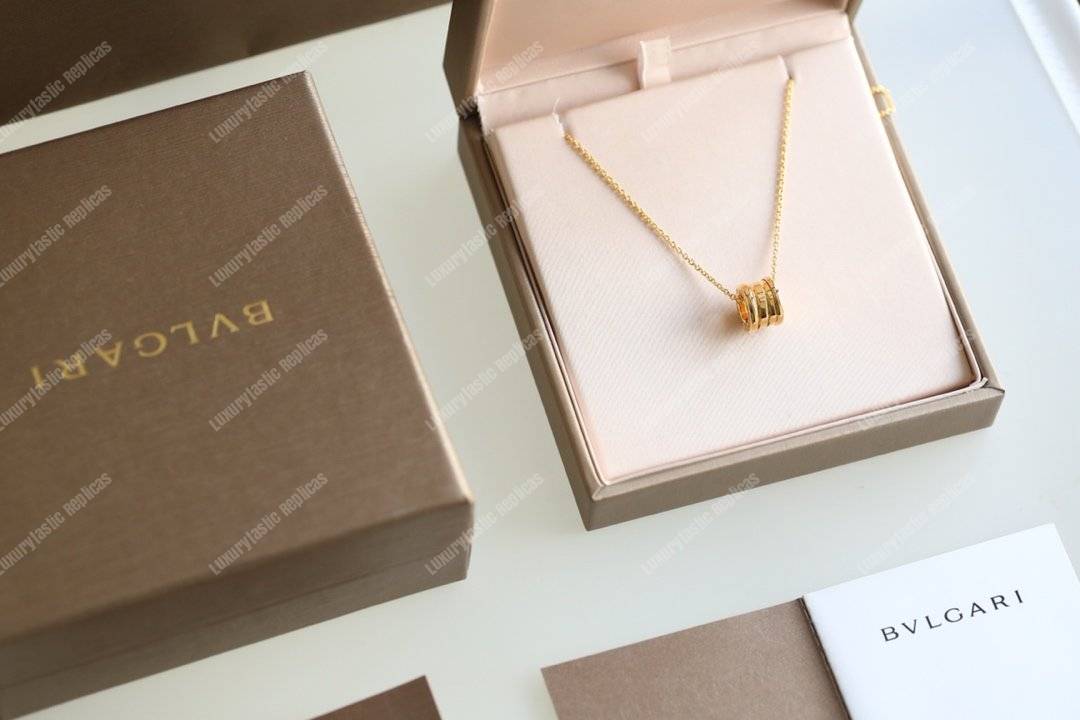 B*l*ai b.zero1 necklace with small round pendant
