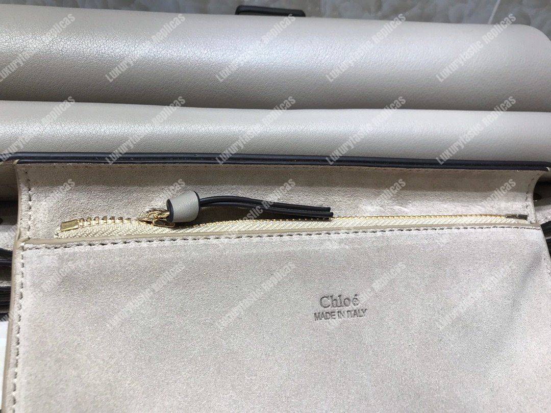 Chloe Faye Shoulder Bag In Smooth And Suede Calfskin Grey
