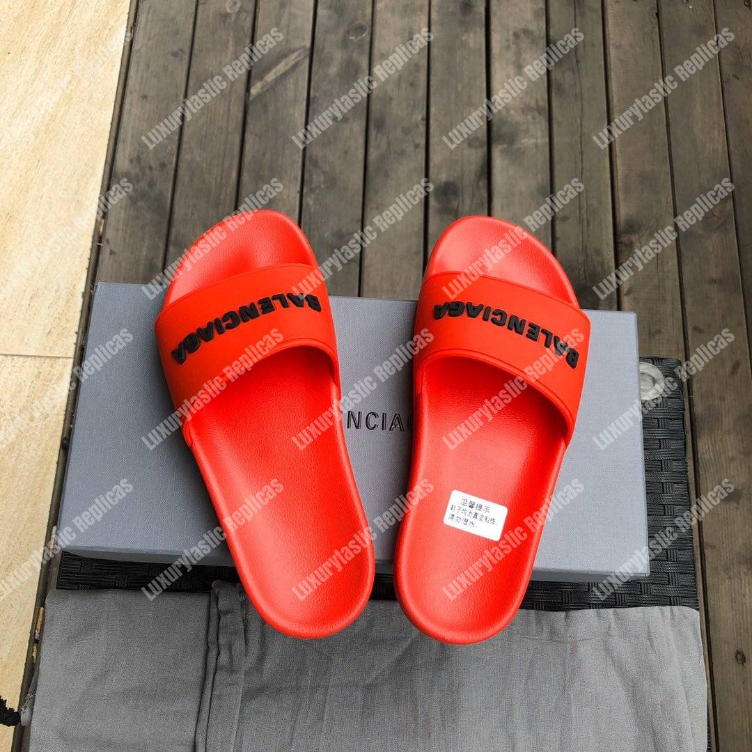 Ba*len*cia*ga pool slide sandal red/black