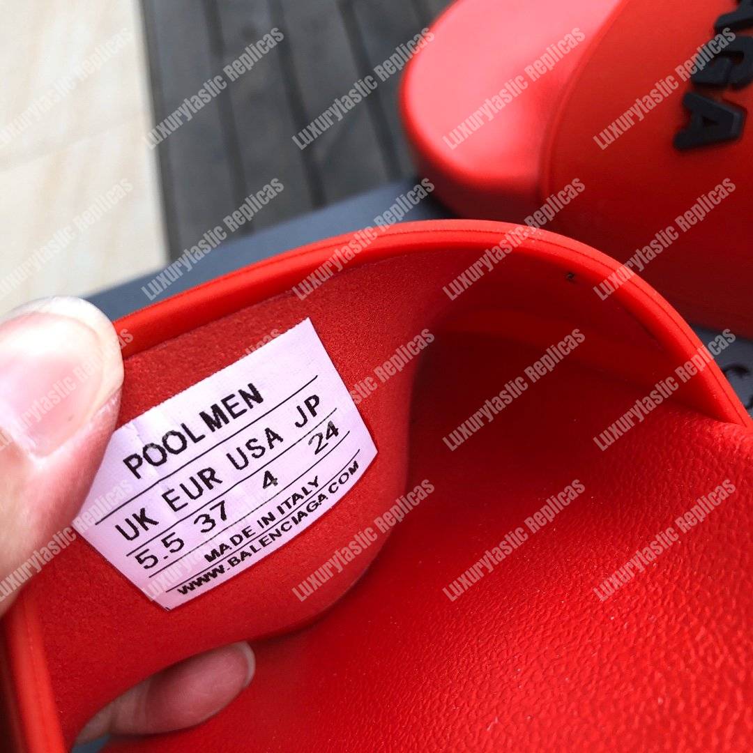 Ba*len*cia*ga pool slide sandal red/black