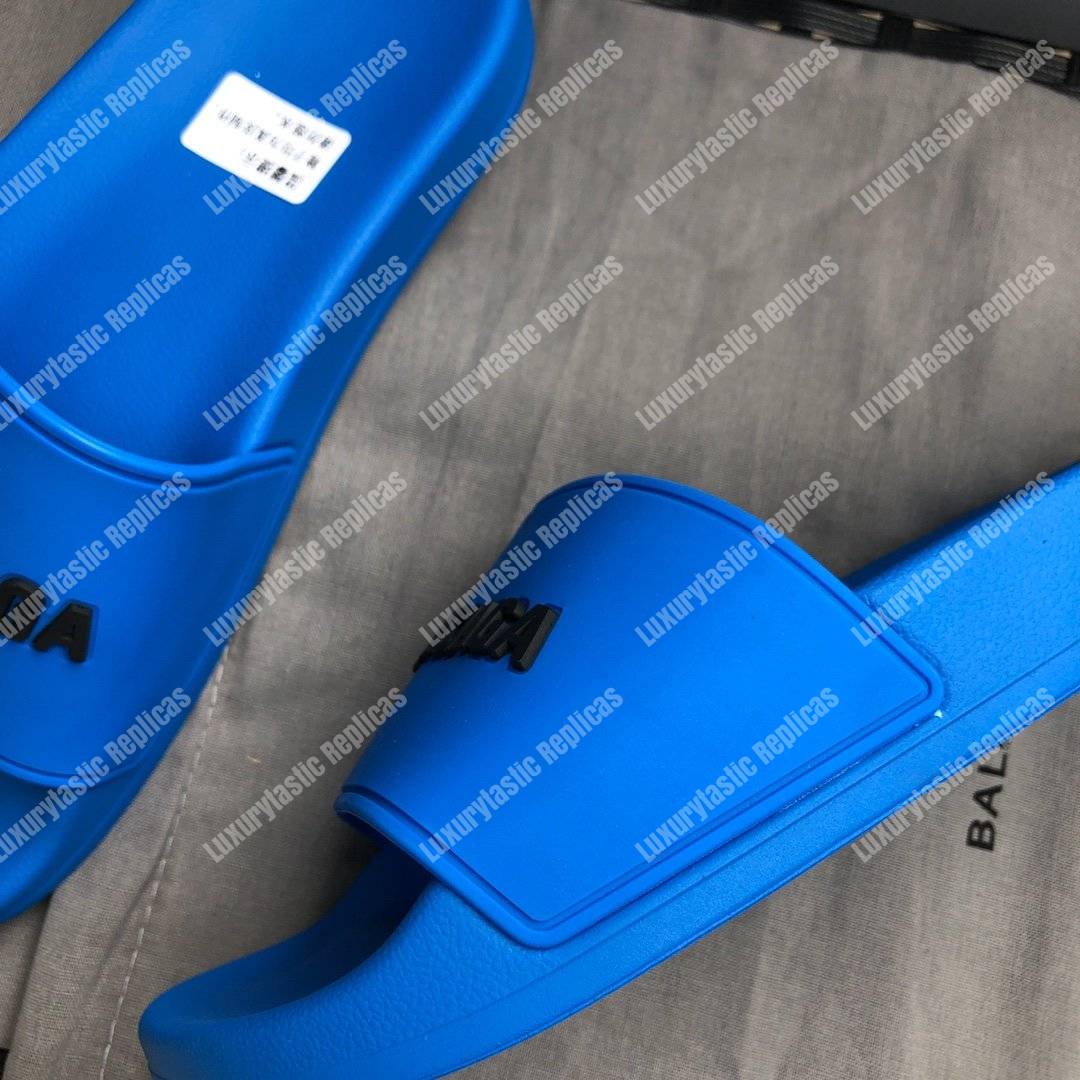 Ba*len*cia*ga pool slide sandal blue/black