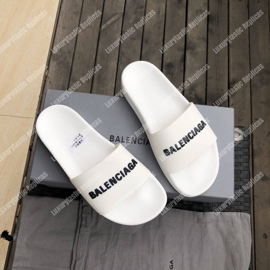 Ba*len*cia*ga pool slide sandal white/ black