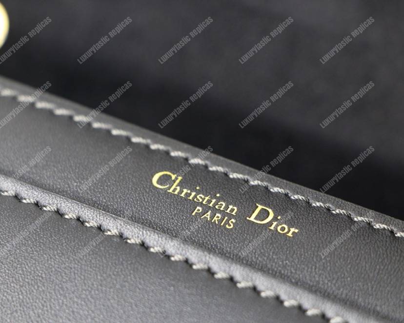 j’aD*or calfskin flap bag black