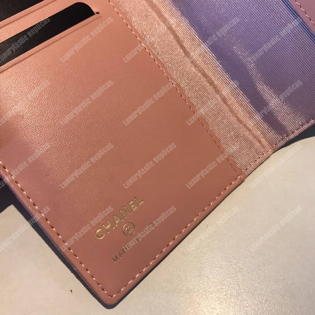 Classic Passport Holder Caviar Leather Pink