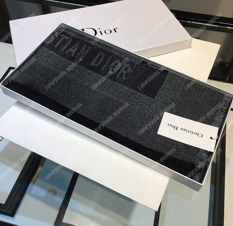 CD Oblique 140 Stole Black