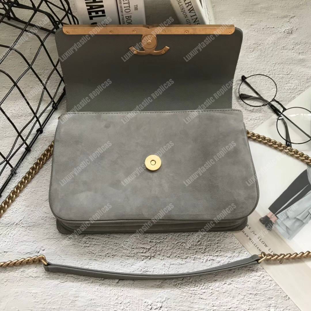 Ch*el classic flap bag grey