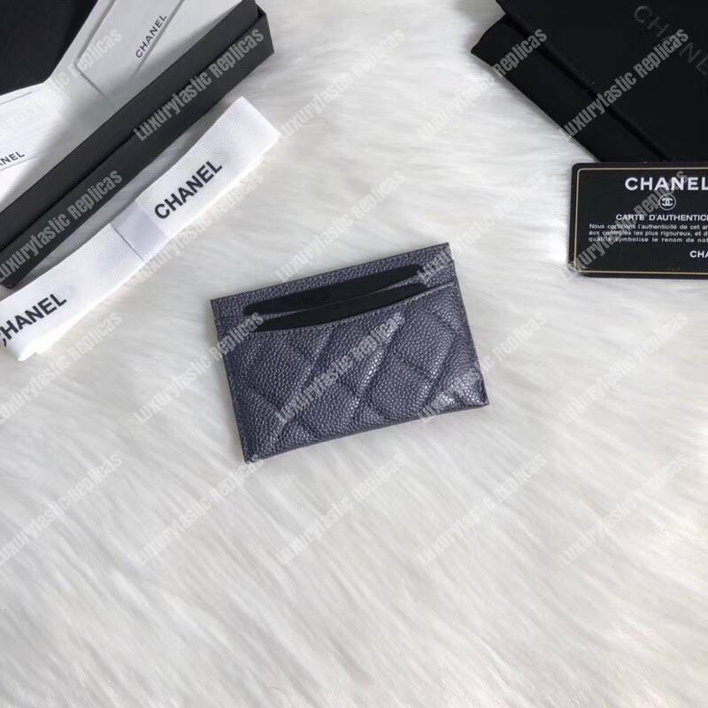 Ch*el classic card holder purple