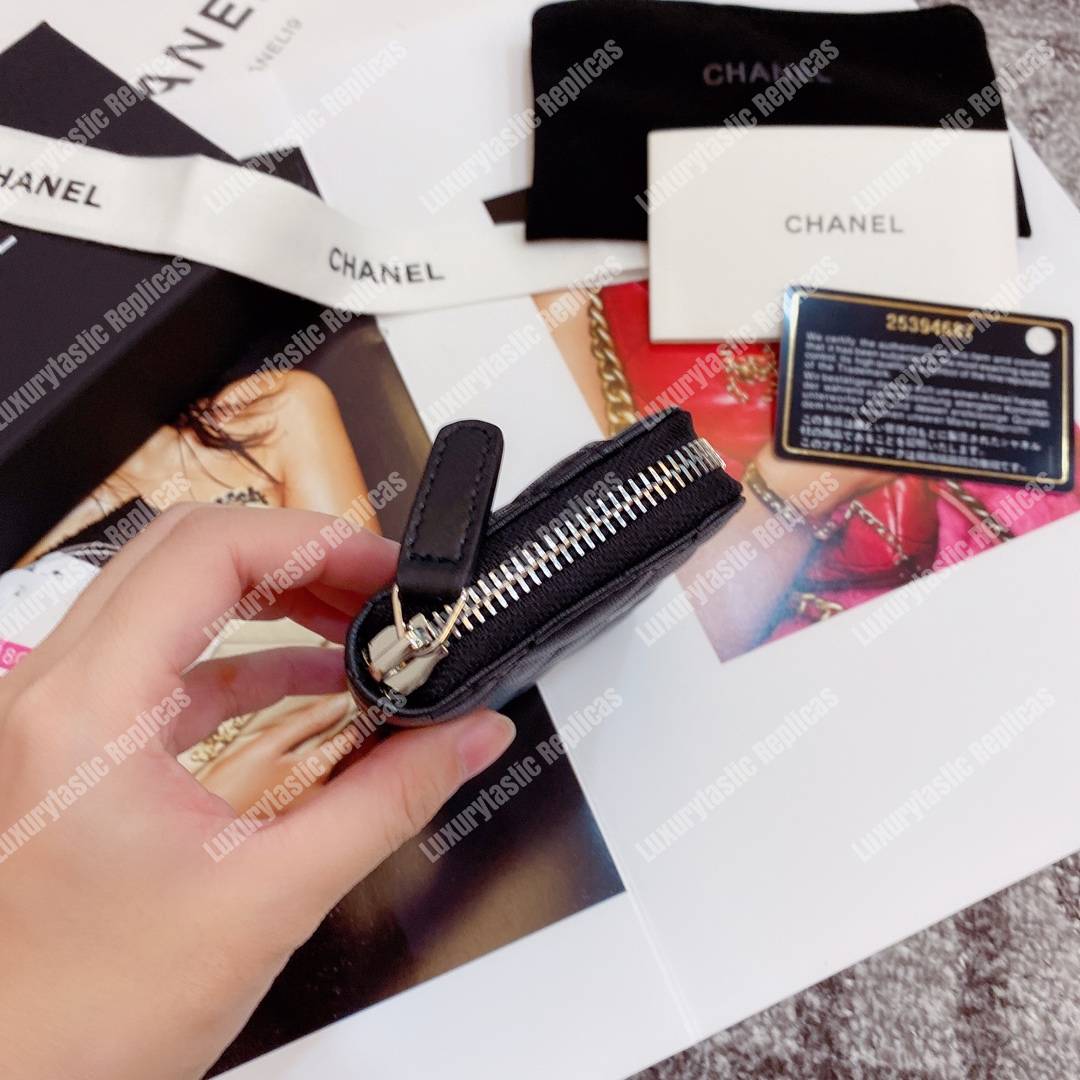 Classic Zipped Card Holder Silver Toned Lambskin Black