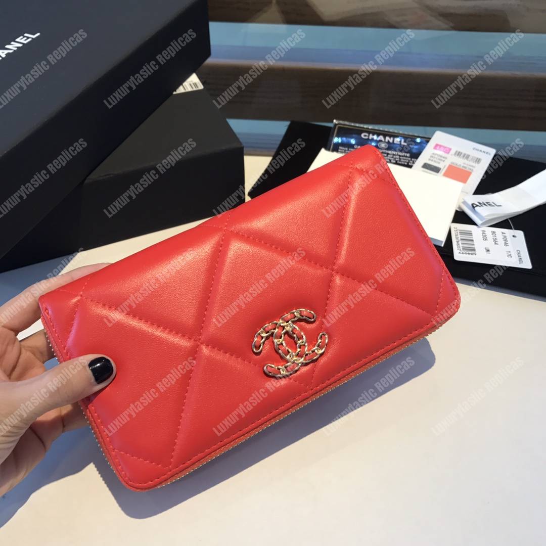 Ch*el 19 long zipped wallet red
