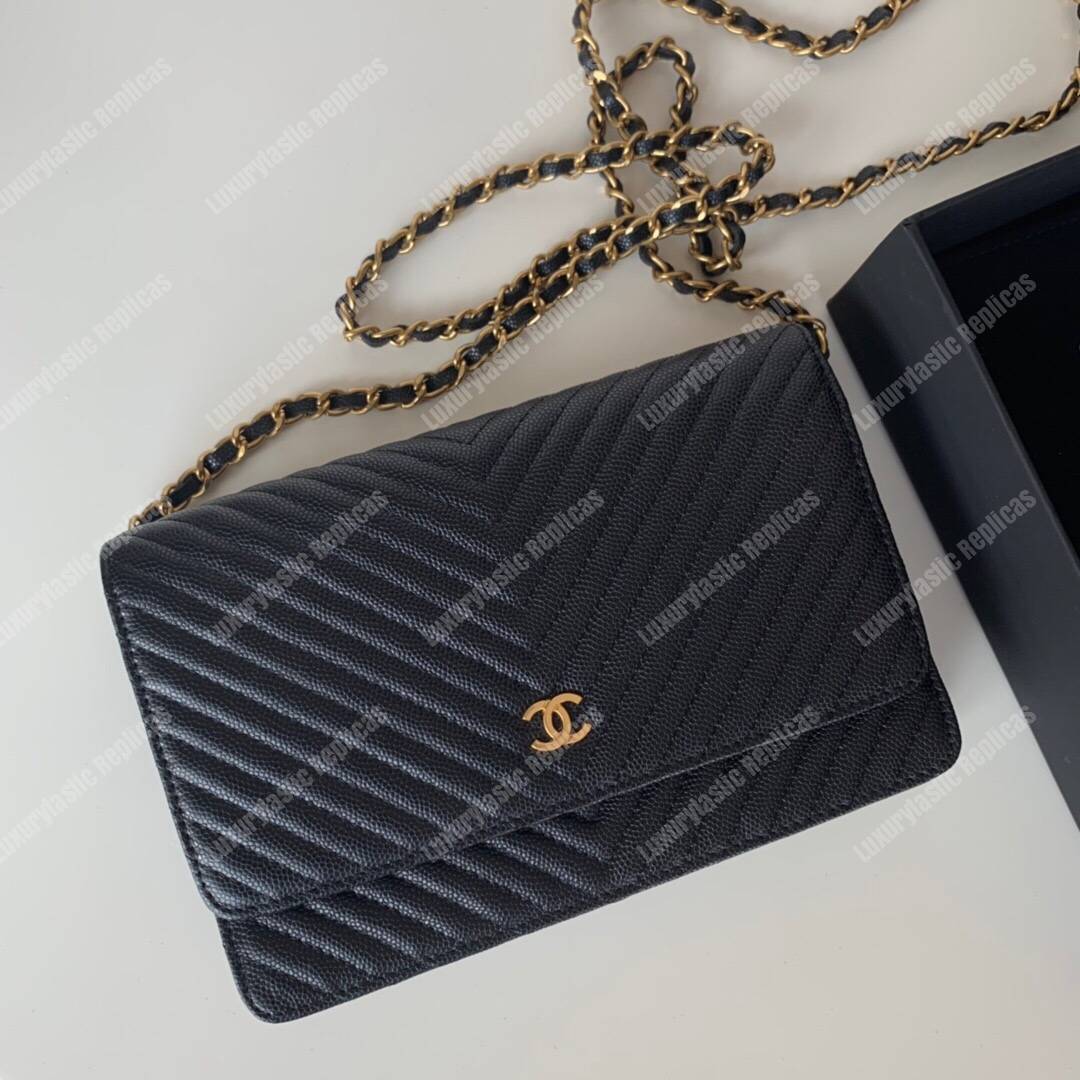 Ch*el wallet on chain black