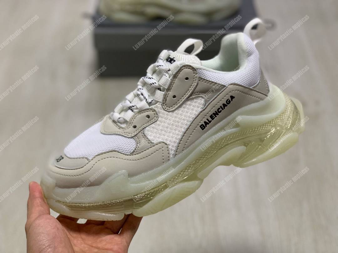 Ba*len*cia*ga triple s clear sole white