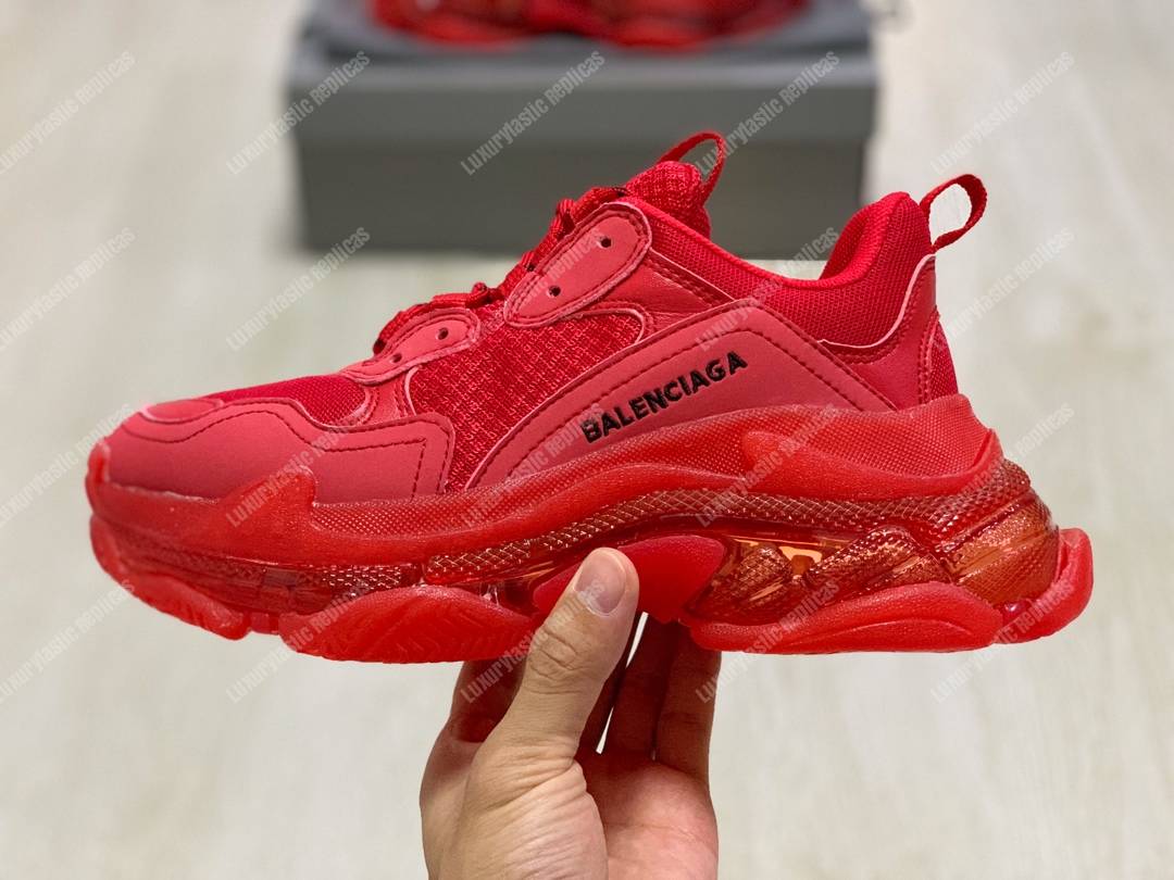 Ba*len*cia*ga triple s clear sole red