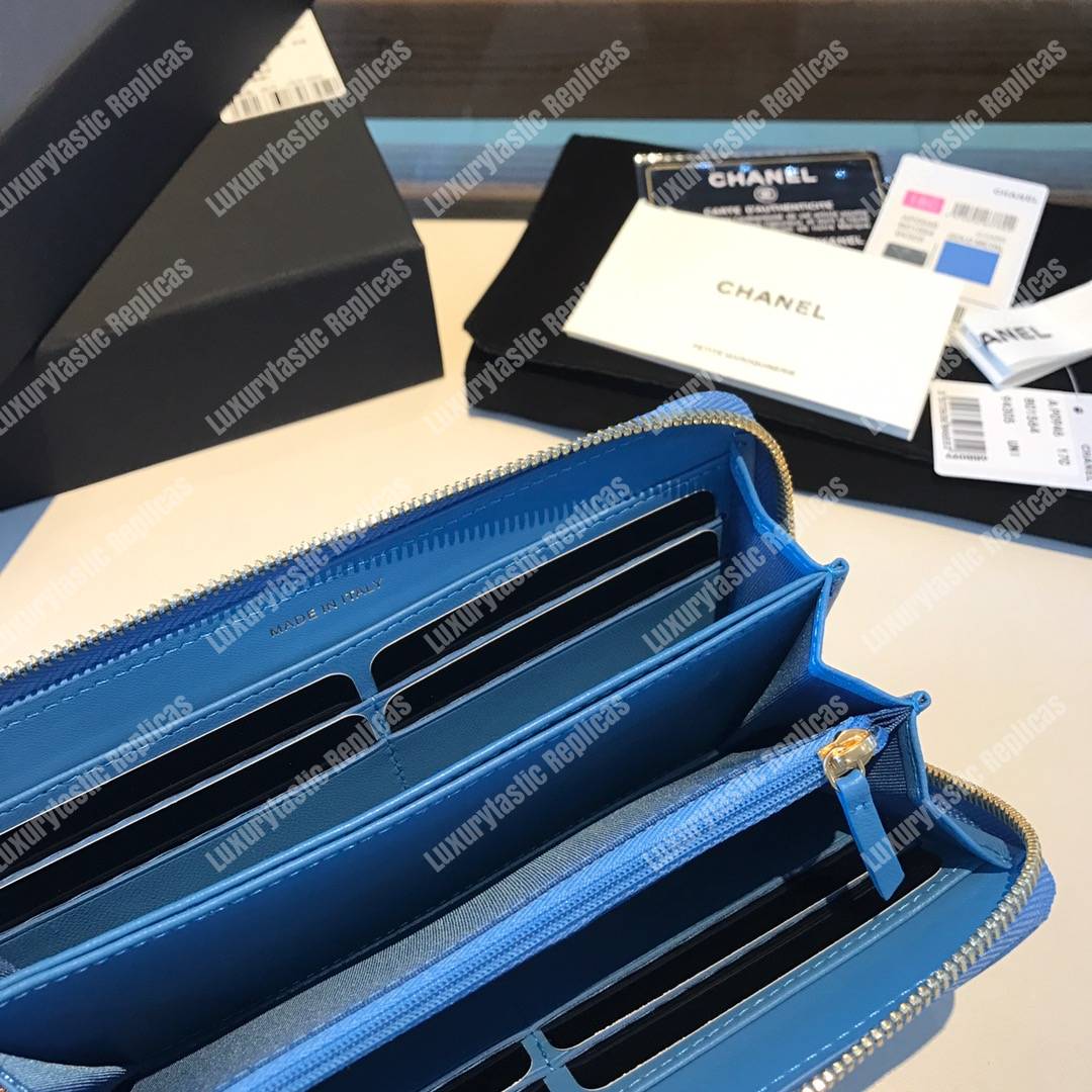 Ch*el 19 long zipped wallet sky blue