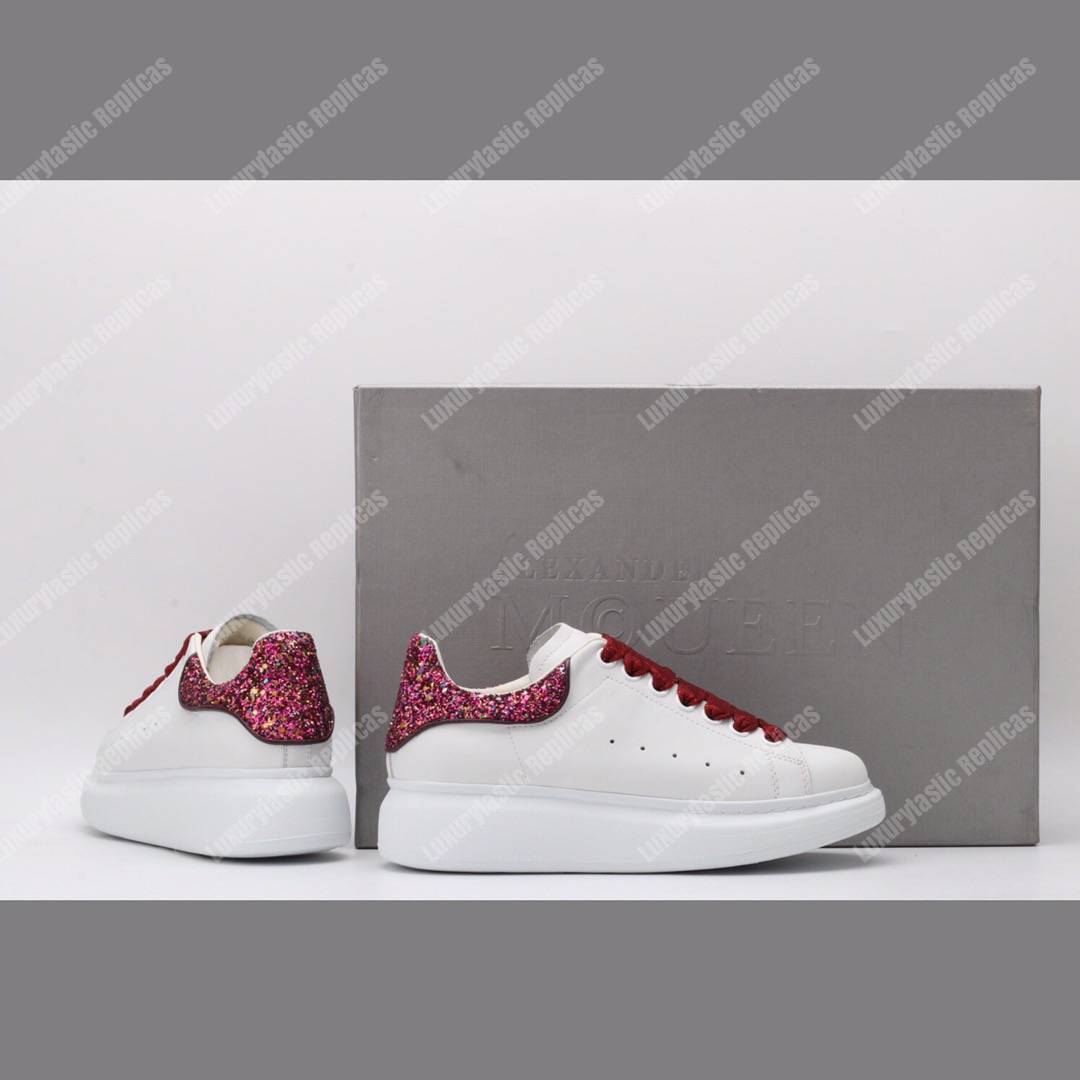 Alexander McQueen Oversized Sneaker Rose