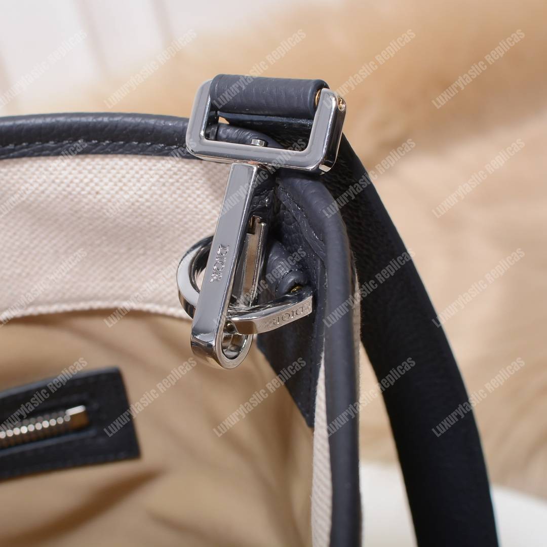 D*or homme oblique voyage tote