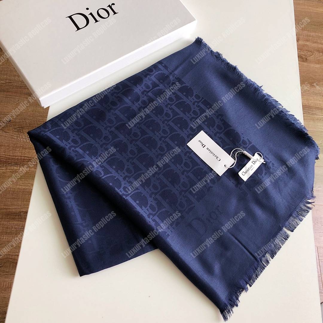 CD Blue Oblique 140 Stole