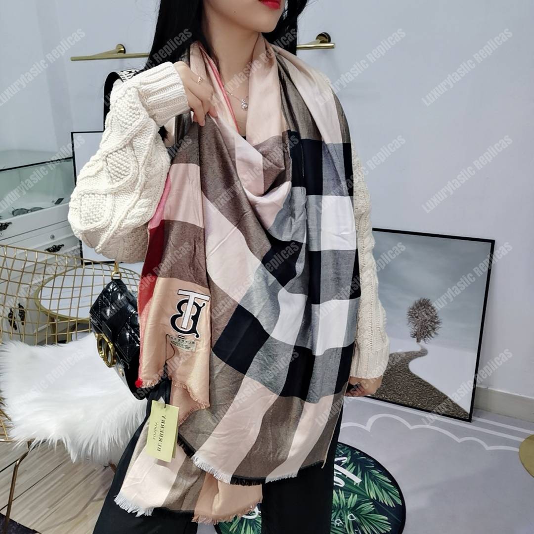 B**rry cashmere scarf black beige red tb monogram