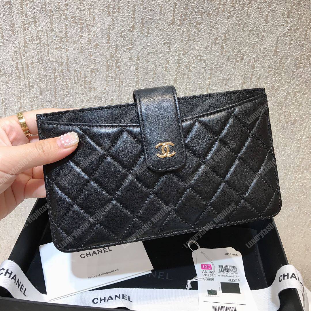 Ch*el classic pouch lambskin leather black
