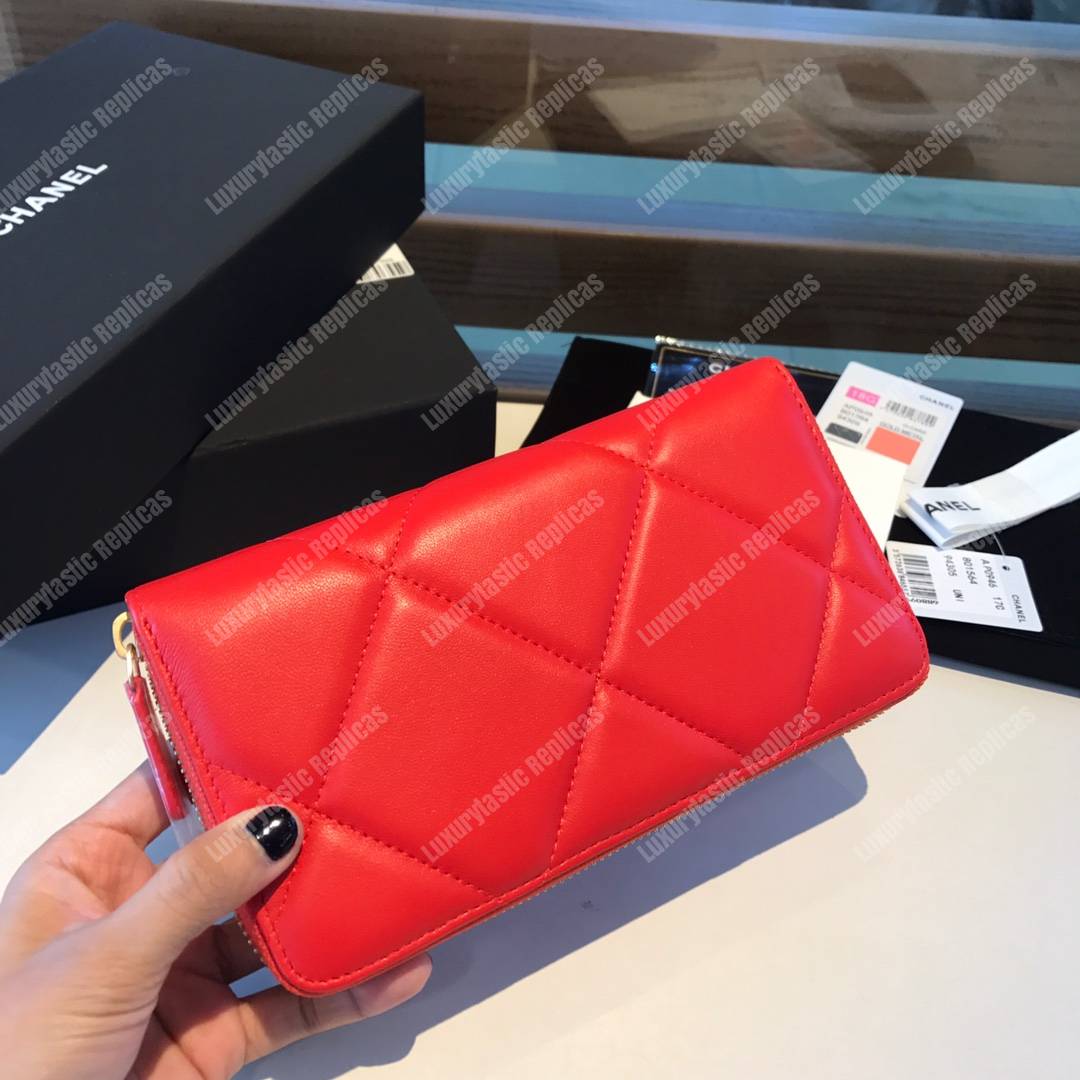 Ch*el 19 long zipped wallet red