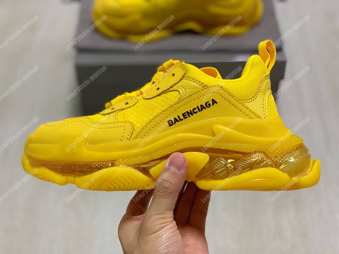 Ba*len*cia*ga triple s clear sole yellow