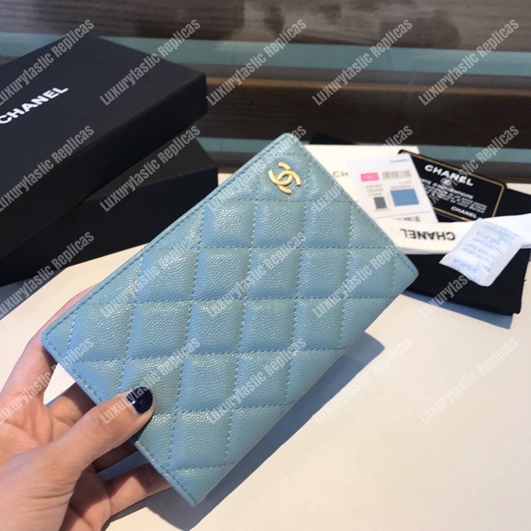Classic Passport Holder Caviar Leather Sky Blue