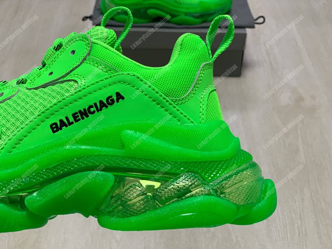 Ba*len*cia*ga triple s clear sole green