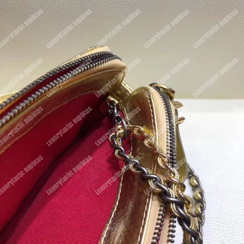 Ch*el clutch with chain diamond metallic