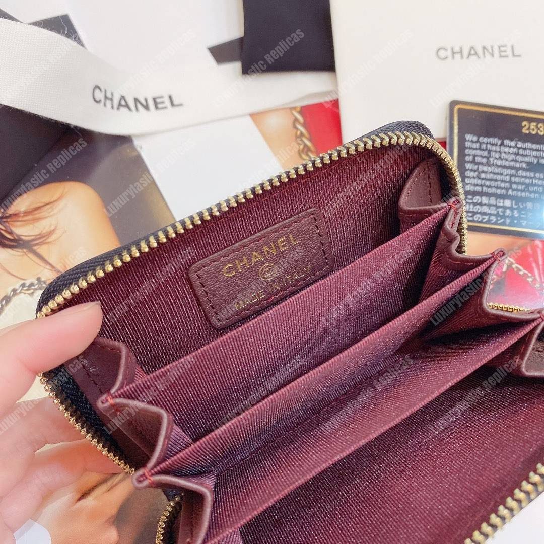 Classic Zipped Card Holder Gold Toned Lambskin Black