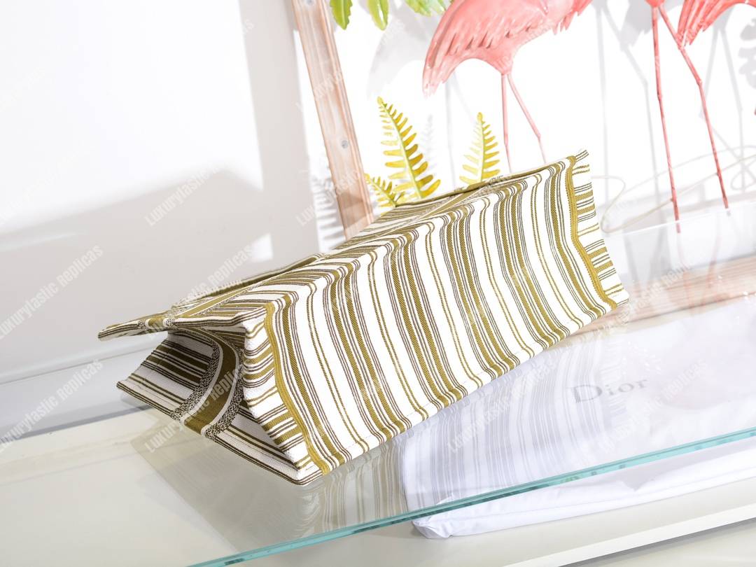 D*or book tote bag marbella exclusive khaki green