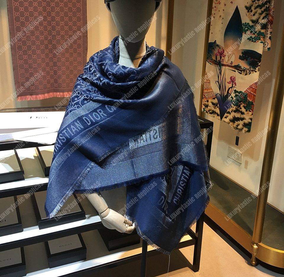 CD Oblique 140 Stole Blue