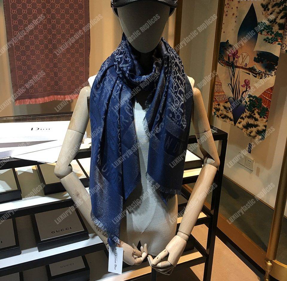 CD Oblique 140 Stole Blue