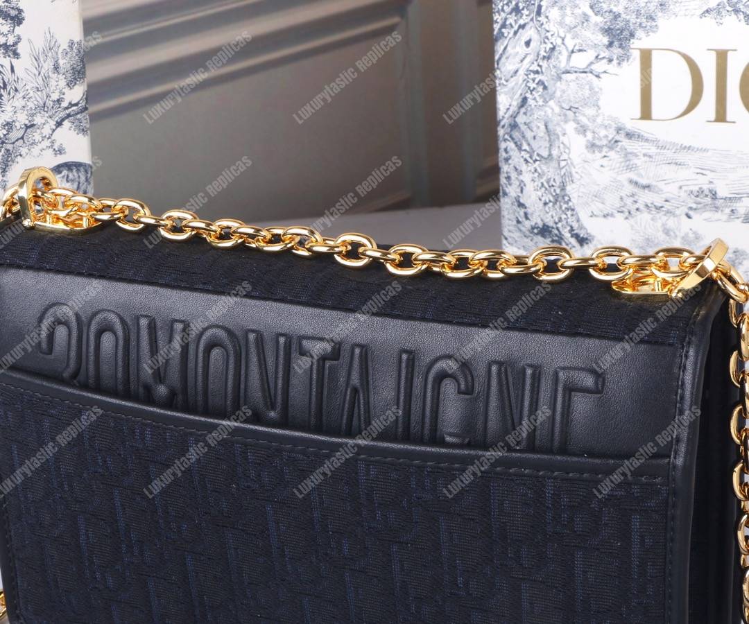 D*or wavy-effect 30 montaigne bag with chain black