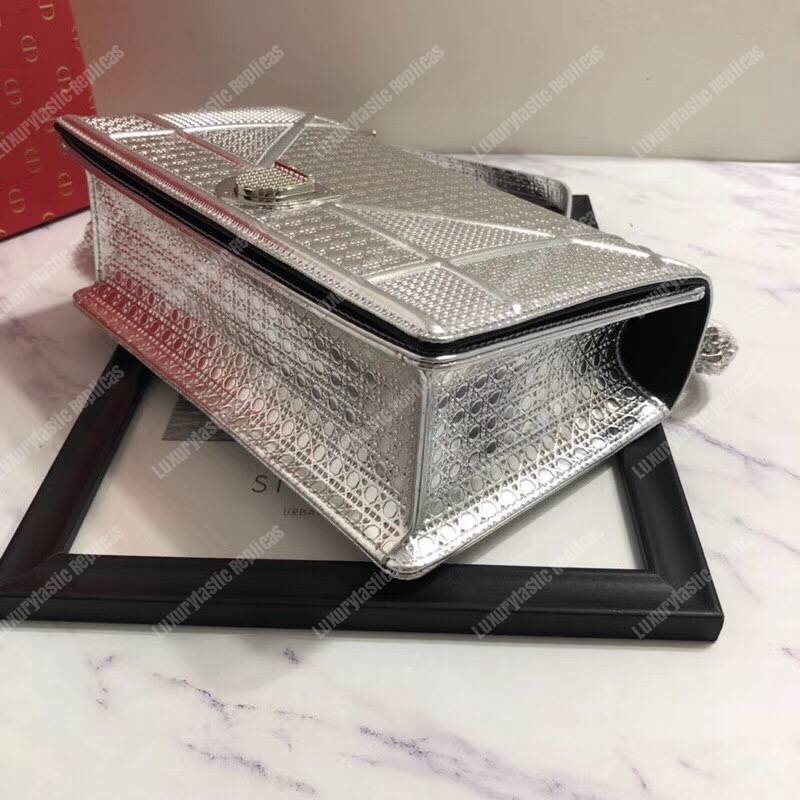 D*orama silver-toned metallic calfskin flap bag