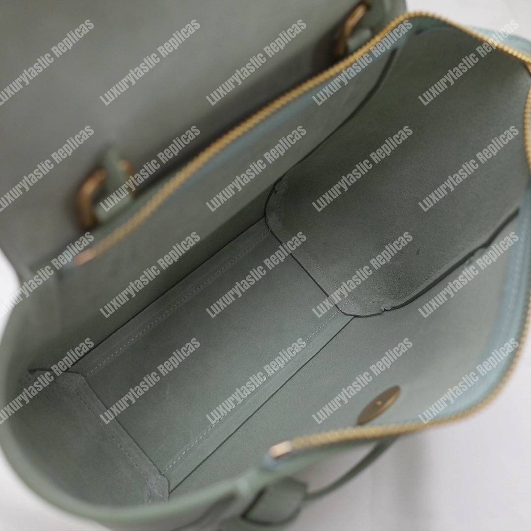 Ce**e nano belt bag in grained calfskin vert d’eau