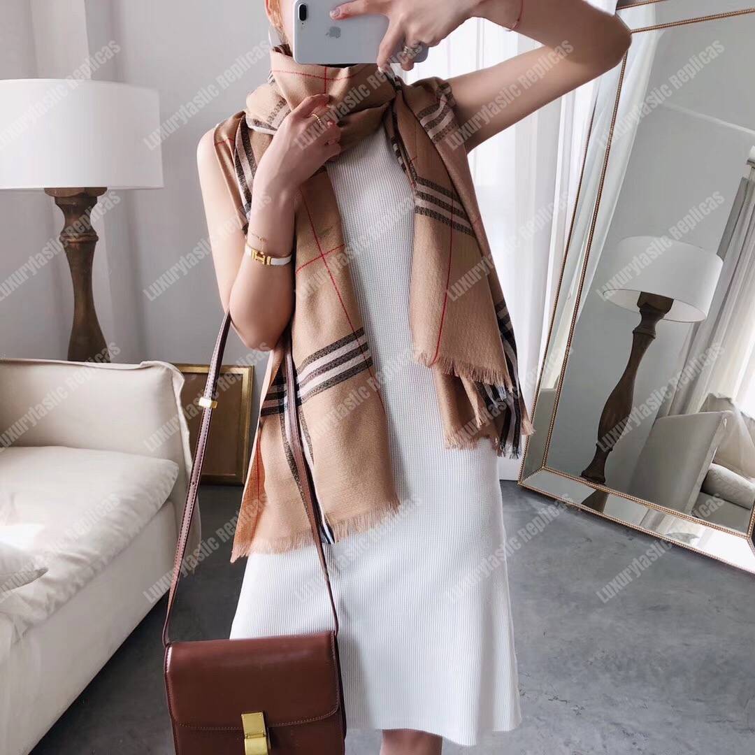 B**rry check cashmere scarf archive beige