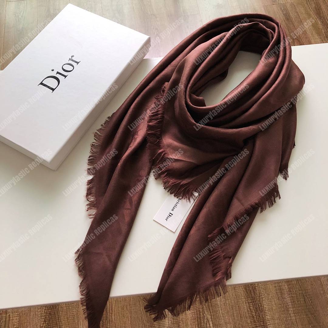 CD Brown Oblique 140 Stole