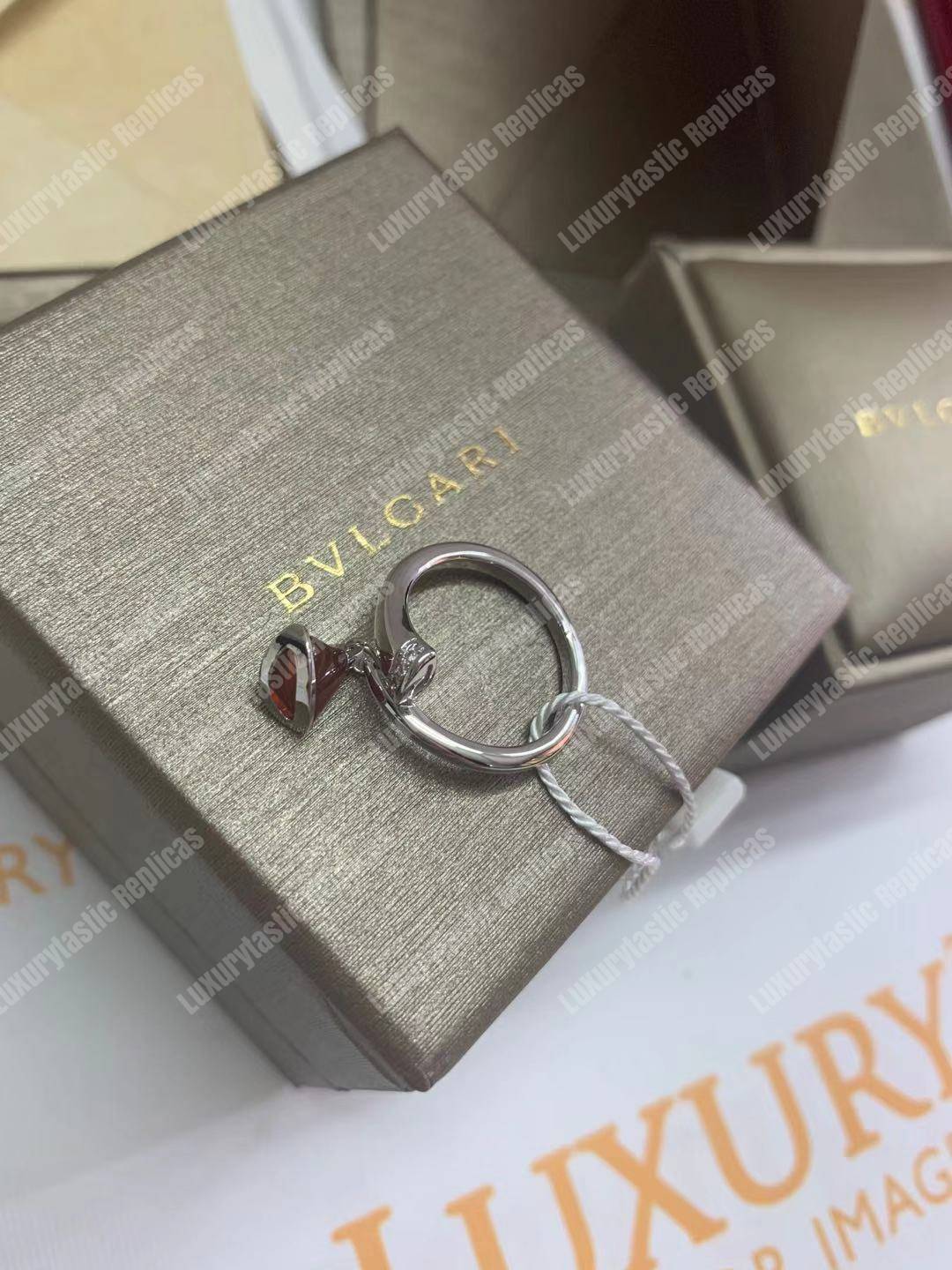 B*l*ai divas’ dream ring red