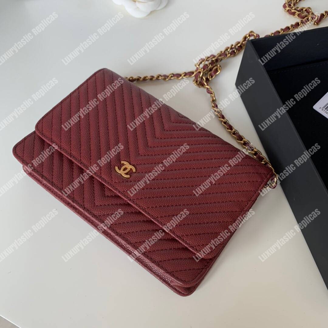 Ch*el wallet on chain burgundy
