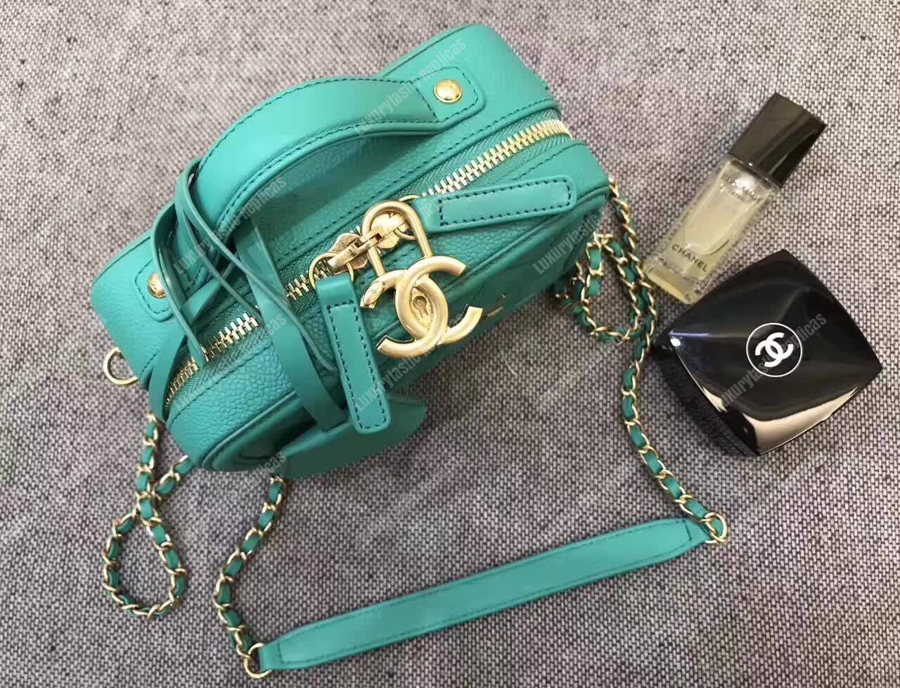 Ch*el small vanity case green